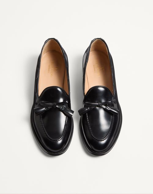Valentino Garavani - Bowshire Loafer Aus Glänzendem Kalbsleder - Schwarz - Mann - Loafers Und Drivers